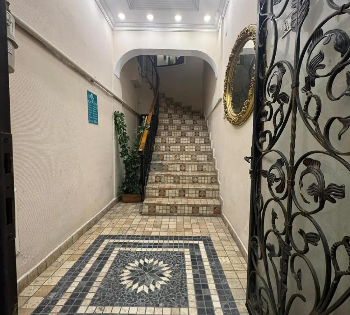 **  Taksim Hotel Sato اسطنبول تركيا